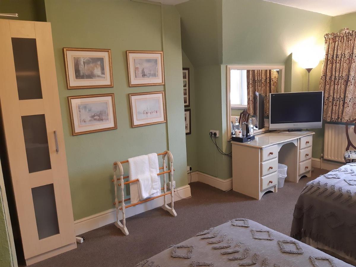 Holywell House Bed & Breakfast Loughborough Exterior photo